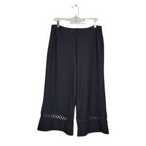 NWOT Lyssé Black Crop Wide Leg Pants